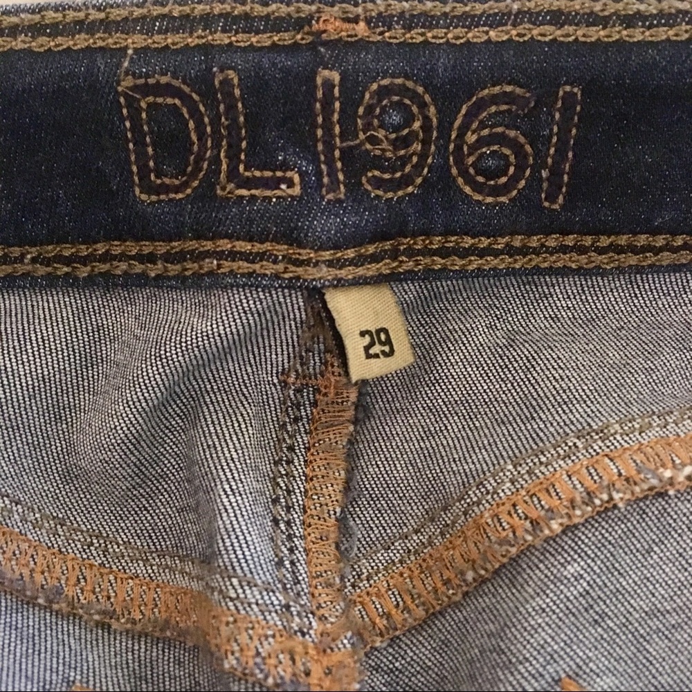 DL 1961 Angel Stretch Jeans - LIKE NEW! - Picture 3 of 5